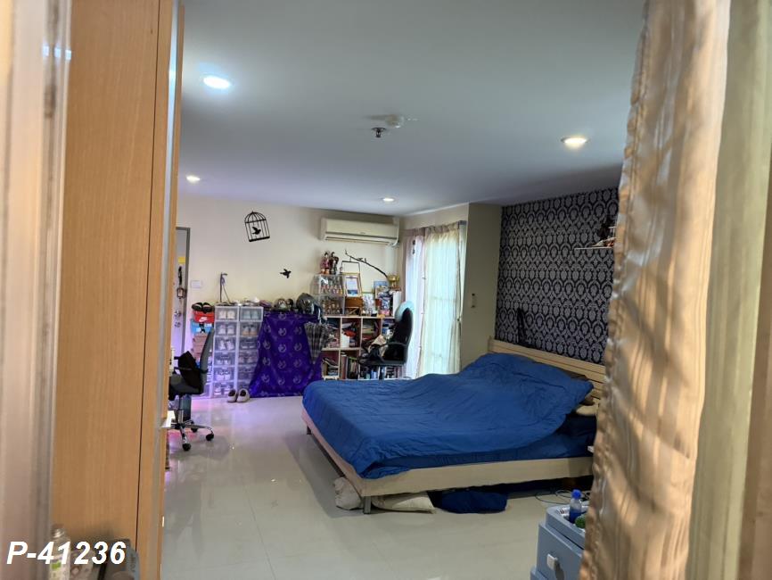 line_oa_chat_250909_124441_group_6.jpg