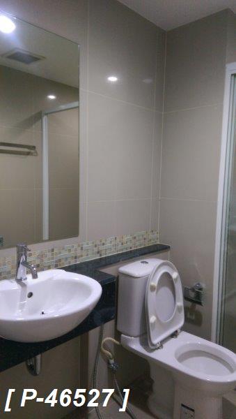 The Niche Taksin   ห้องน้ำ.jpg