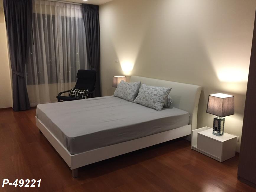 The Parco เตียง.jpg