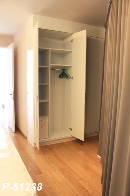 master-bedroom3.jpg