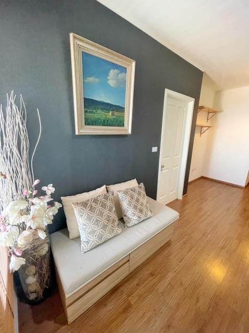 U Delight Residence Riverfront Rama 3 โซฟา.jpg