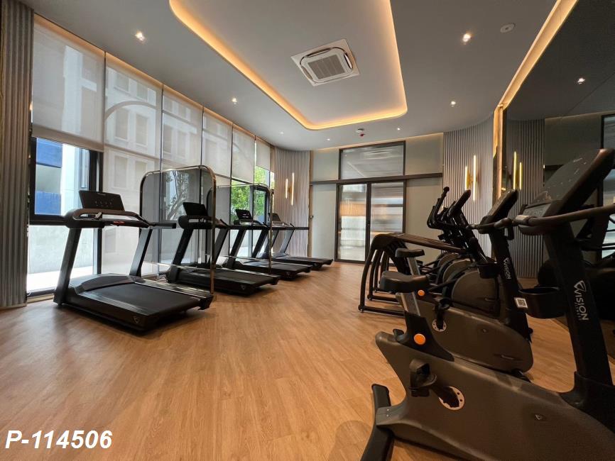 line_oa_chat_260810_160926_group_7.jpg