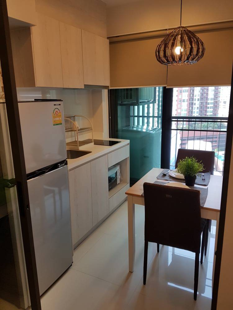 Life Sukhumvit 48 ครัว.jpg