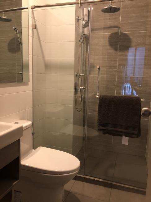 Knightsbridge Prime Onnut  ห้องน้ำ.jpg