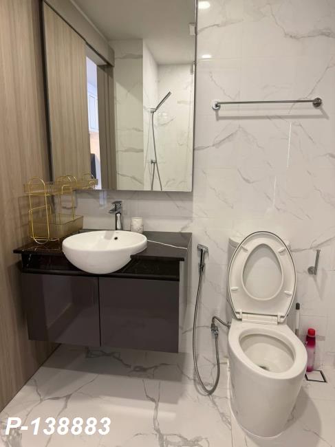 bathroom-03.jpg