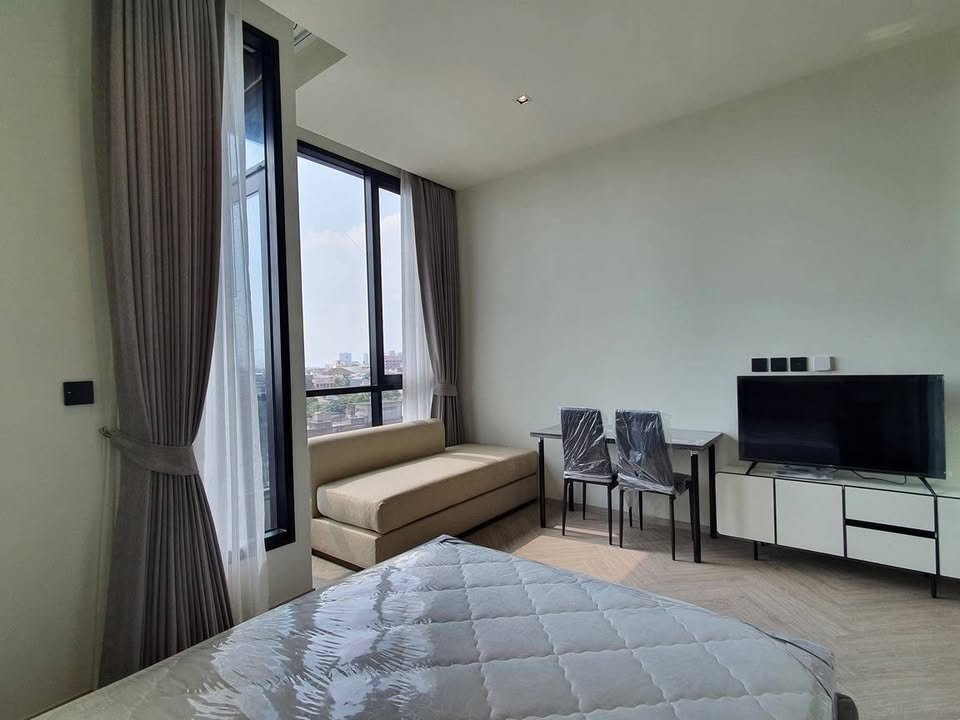 P-139079_01.jpg