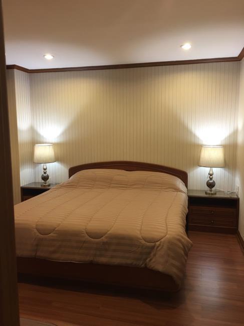 Acadamia Grand Tower เตียงนอน.jpg