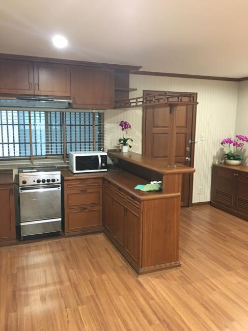 Acadamia Grand Tower ครัว.jpg