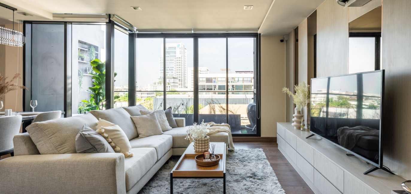 The Unique Sukhumvit 621 โซฟา ทีวี.jpg