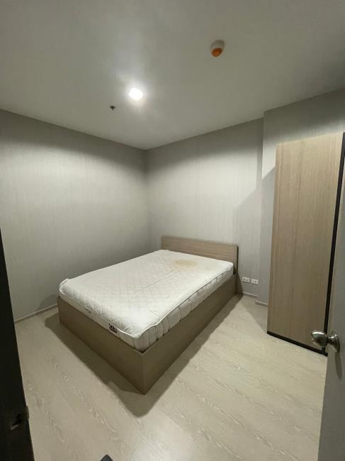 (ไอดีโอ สุขุมวิท 115)  ที่นอน.jpg