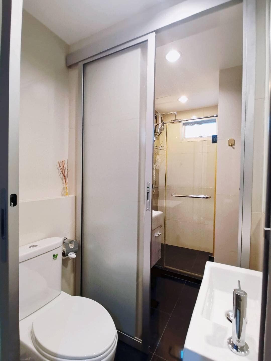 (ริทึ่ม สาทร-นราธิวาส) ห้องน้ำ.jpg