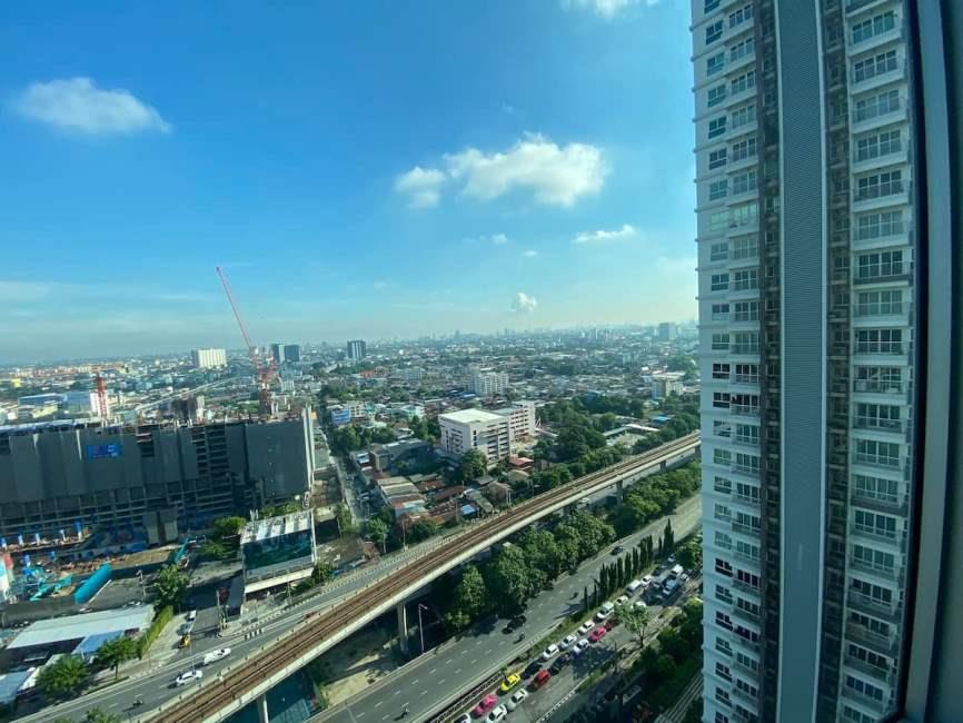 (แอสปาย สาทร - ท่าพระ) วิวเมือง.jpg
