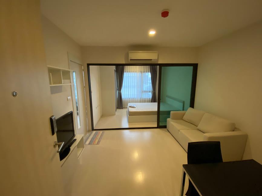 Condolette Pixel Sathorn ภายในห้อง.jpg