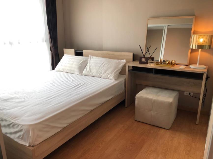 The Parkland Phetkasem Condominium ตียงนอน.jpg