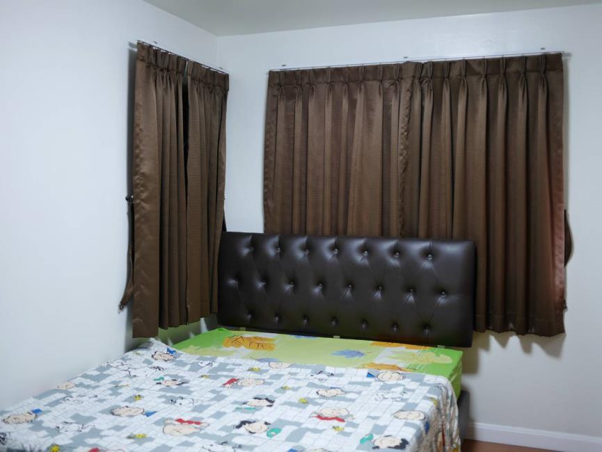 Condo One Siam หัวเตียง.jpg