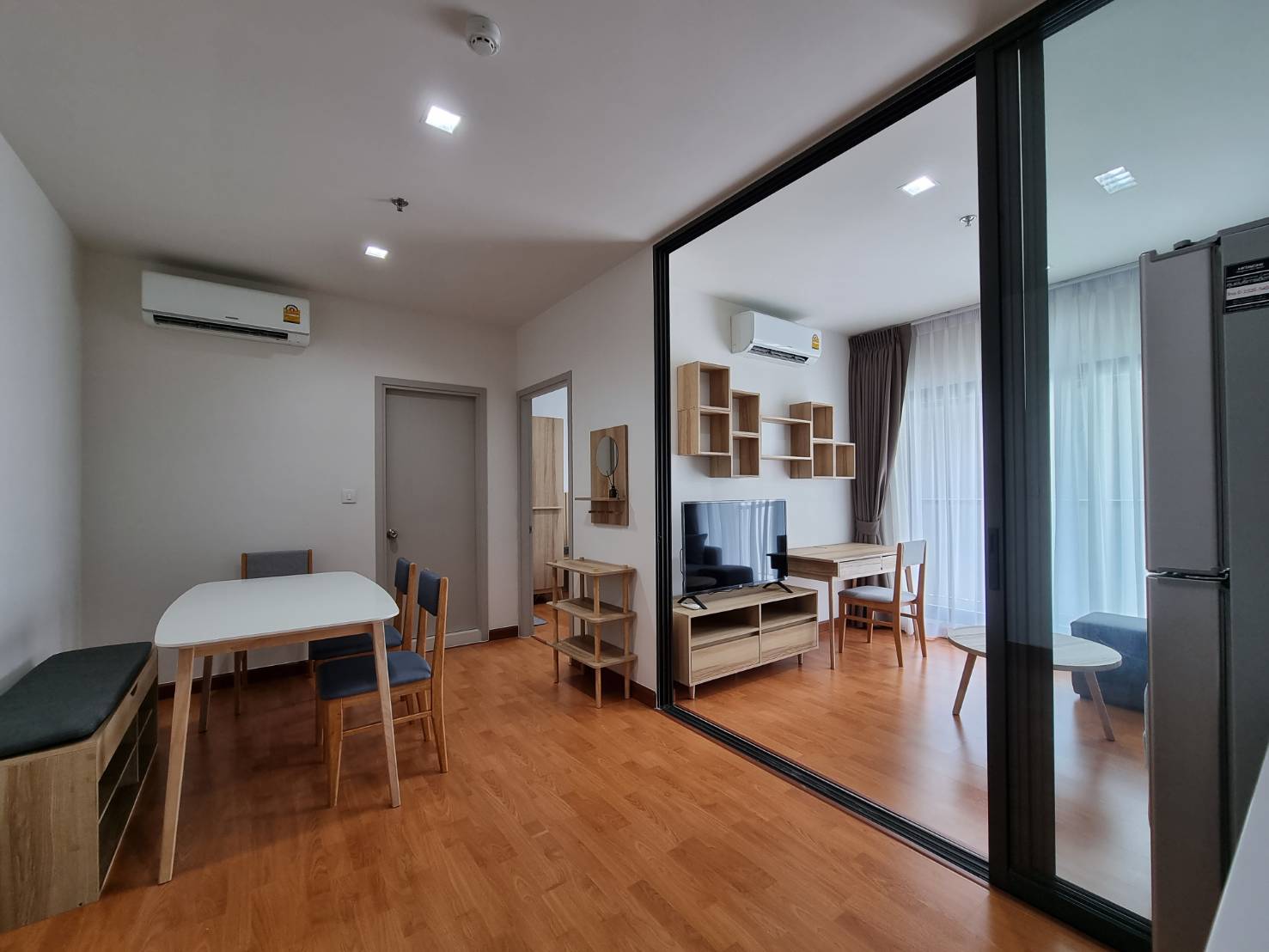 Life Sukhumvit 48 มุมภายในห้อง.jpg