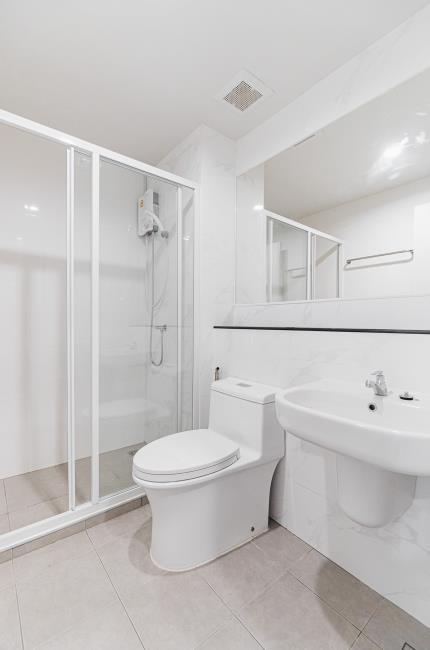 (รีช พหลโยธิน 52) ห้องน้ำ.jpg