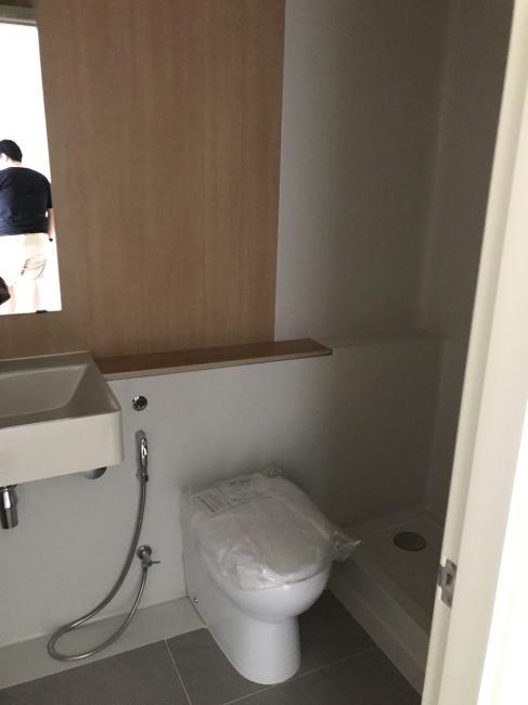 Aspire Sathorn Thapra ห้องน้ำ.jpg