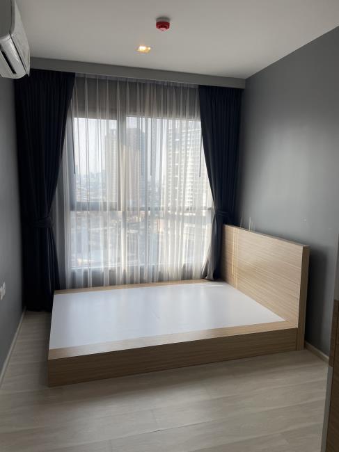 Life Sukhumvit 48 เตียงนอน.jpg