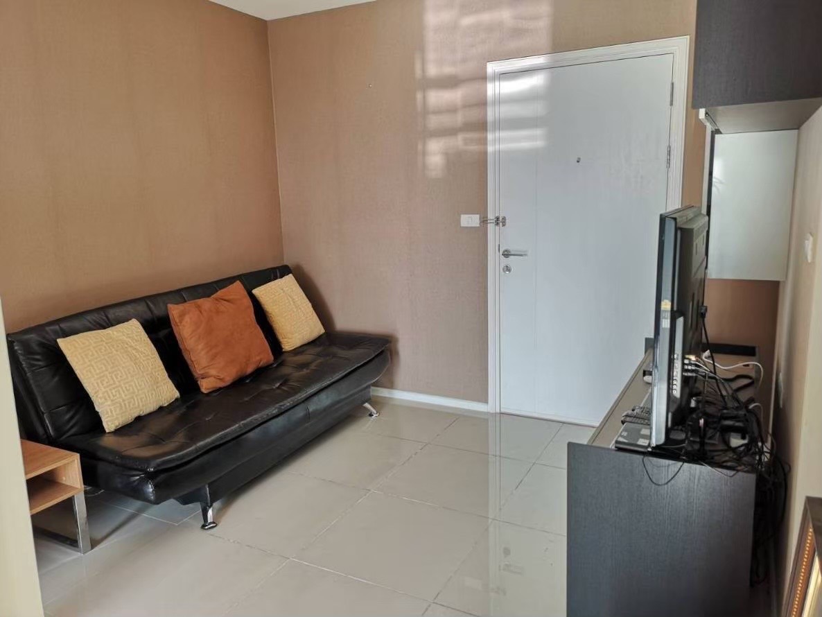 Aspire Sukhumvit 48 โซฟา.jpg