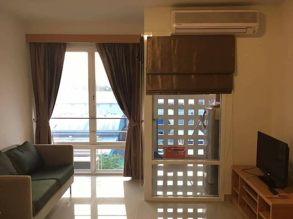 I-House Rama IX-Ekamai ภายในห้อง.jpg