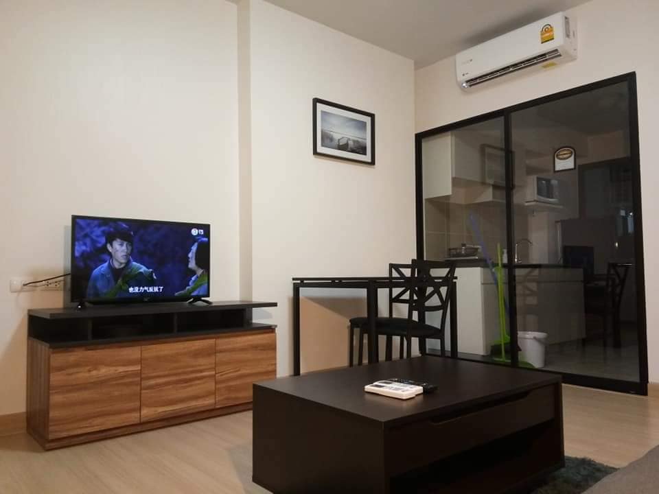 ศุภาลัย ลอฟท์ สถานีตลาดพลู ห้องนั่งเล่น.jpg