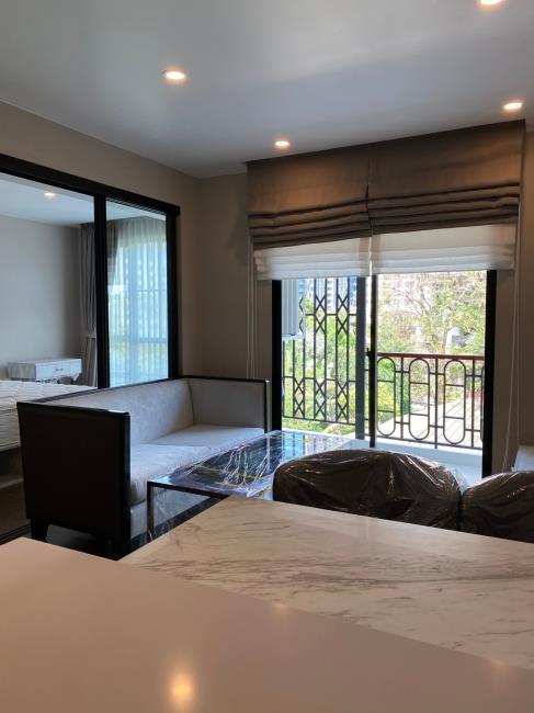Na Vara Residence  โซฟา.jpg