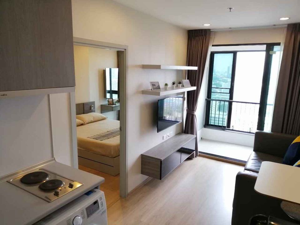Ideo Sathorn - Thaphra ภายในห้อง.jpg