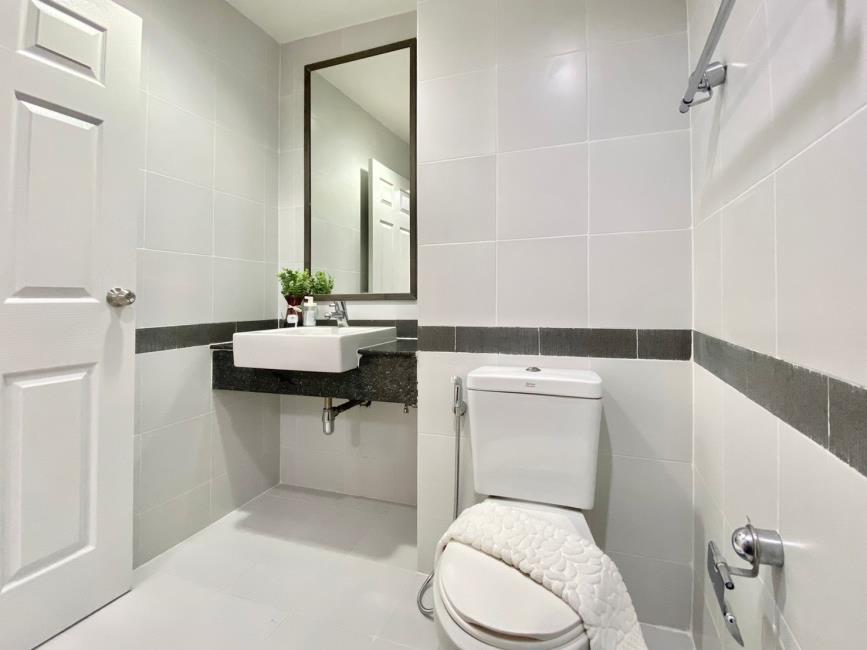 เอ สเปซ สุขุมวิท 77 ห้องน้ำ (2).jpg