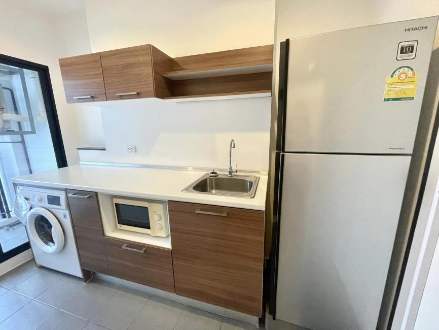 เดอะ ทรี อินเตอร์เชนจ์ ห้องครัว.jpg