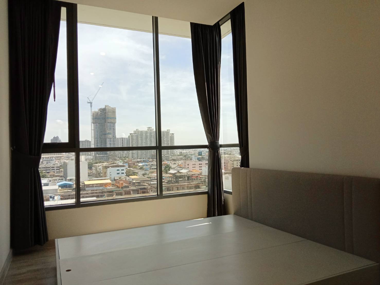 Niche Pride Taopoon - Interchange เตียง.jpg