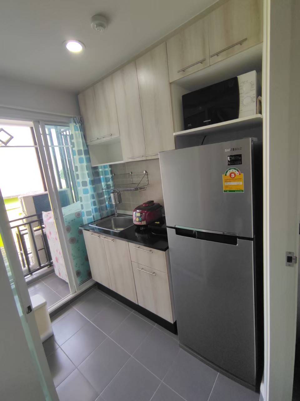 Regent Home Sukhumvit 81 ครัว.jpg