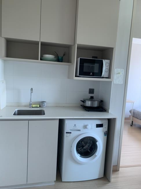 Lumpini Suite Phetchaburi-Makkasan ครัว.jpg