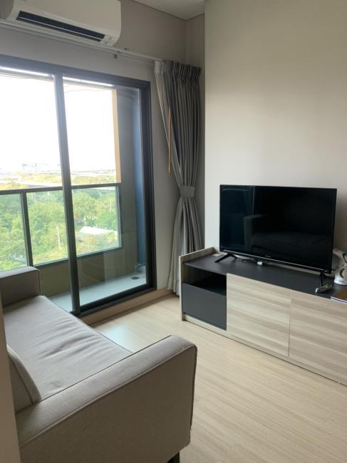 Lumpini Suite Phetchaburi-Makkasan ทีวี.jpg
