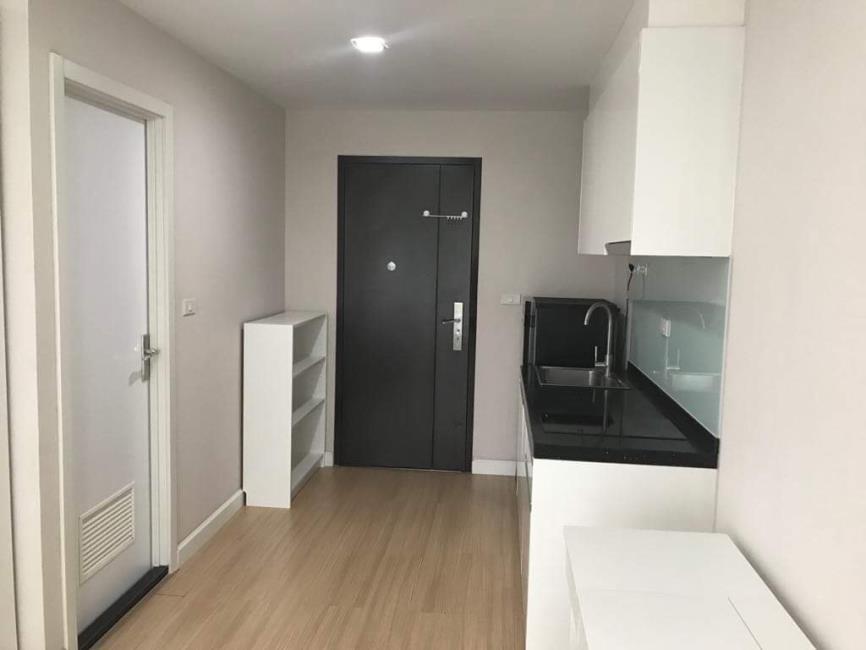 Mayfair Place Sukhumvit 64 ครัว.JPG