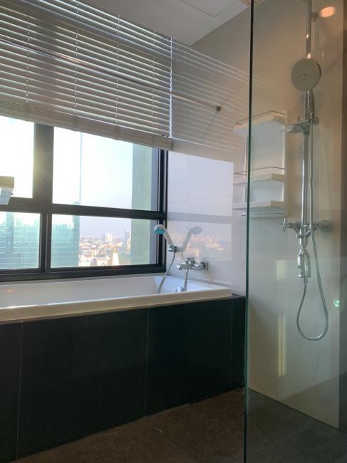 The Capital Ekamai - Thonglor ห้องอาบน้ำ.jpg