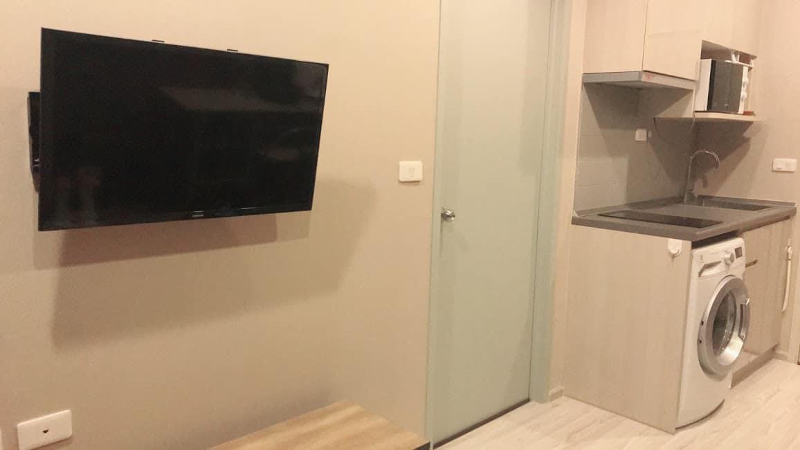 Ideo Mobi Sukhumvit Eastgate ทีวี ครัว.jpg