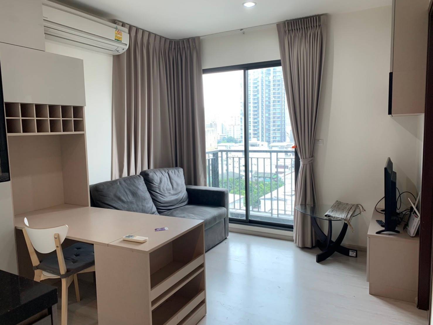 Rhythm Asoke ภายในห้อง.jpg