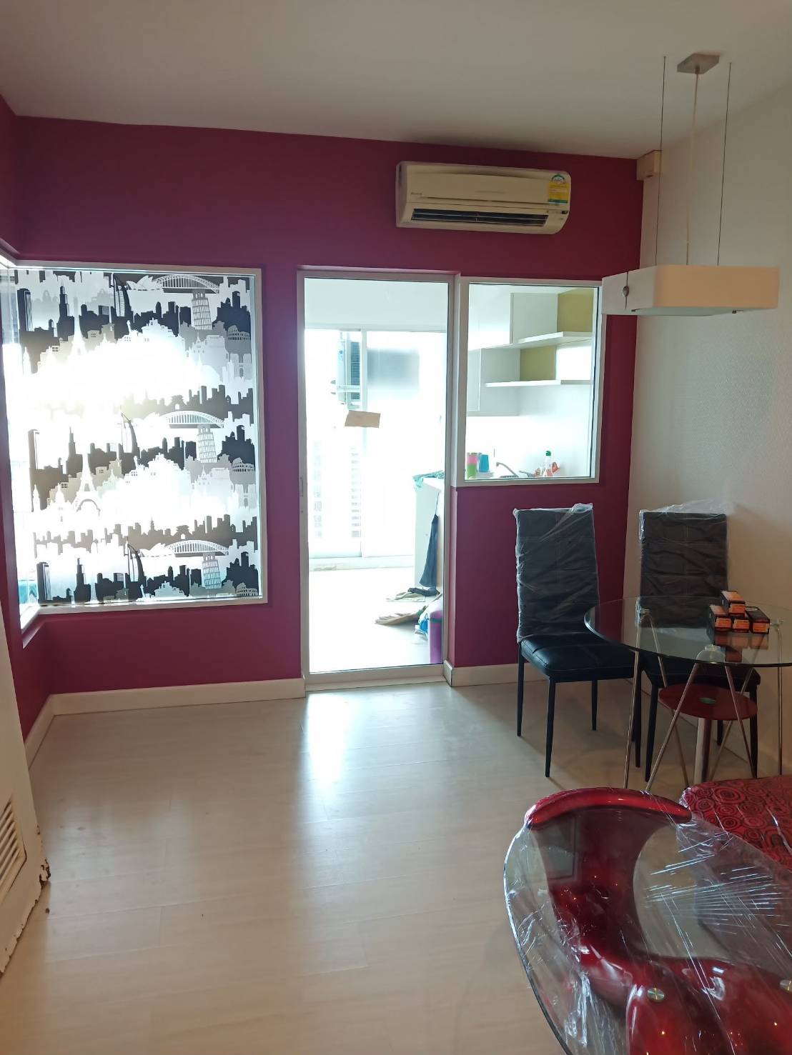 The Room Ratchada-Ladprao ภายในห้อง.jpg