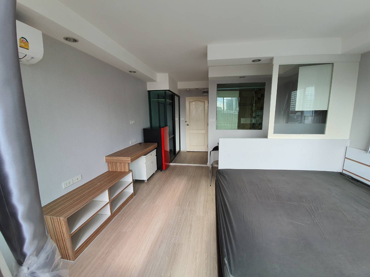 Humble Living เตียง.jpg