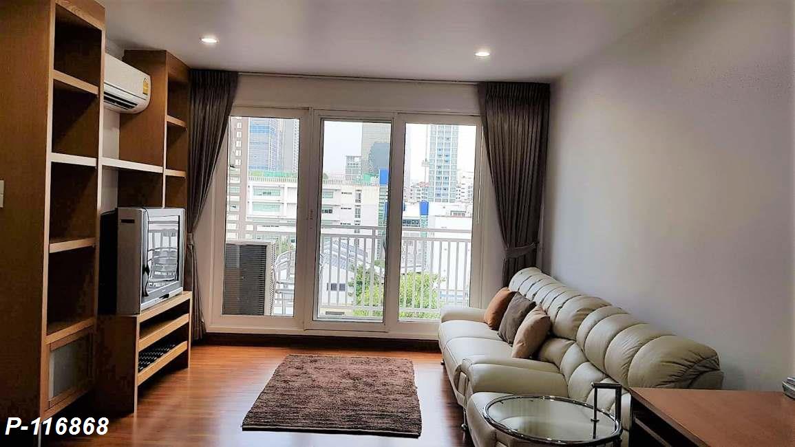 บ้าน สิริ สุขุมวิท 13   ห้องนั้งเล่น.jpg
