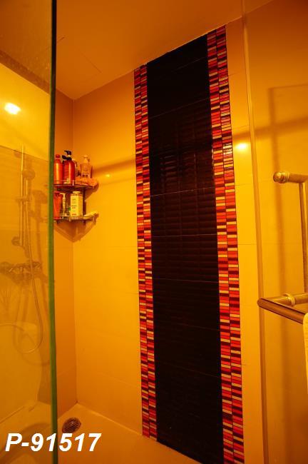 Hive Taksin ห้องน้ำ.jpg