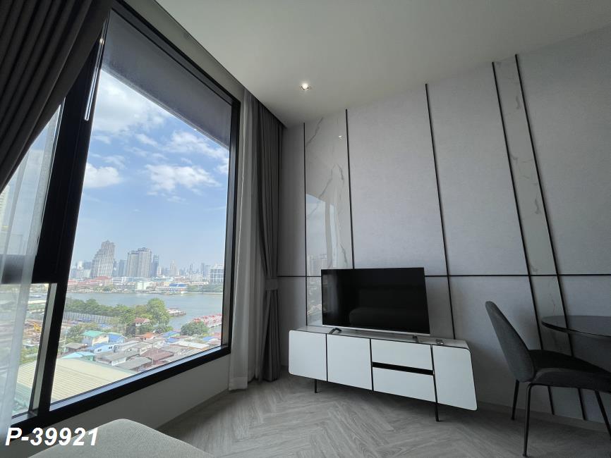 line_oa_chat_250801_164531_group_5.jpg